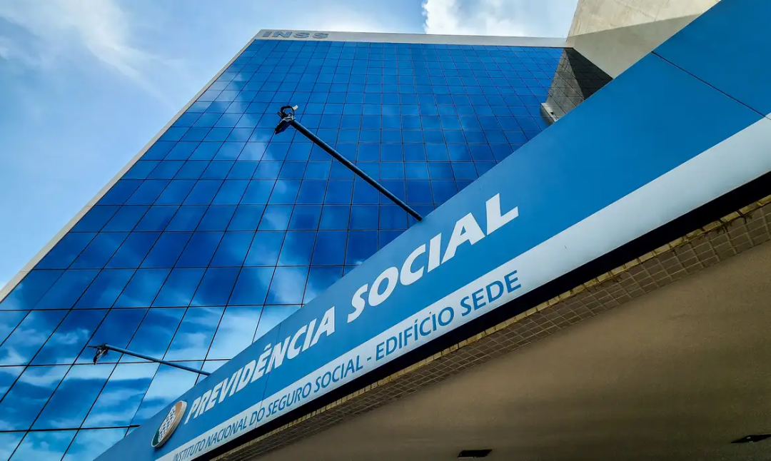 Vazamento de dados no INSS expõe 2,8 milhões de CPFs