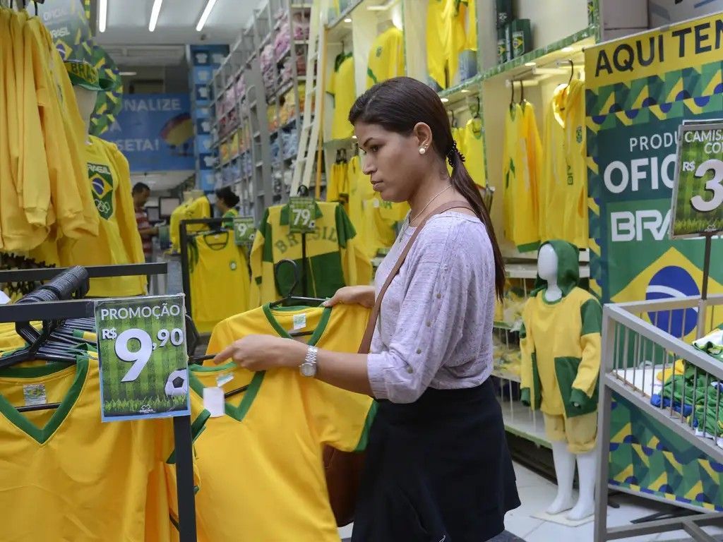 Copa deve injetar mais de R$ 4 bilhões no varejo brasileiro