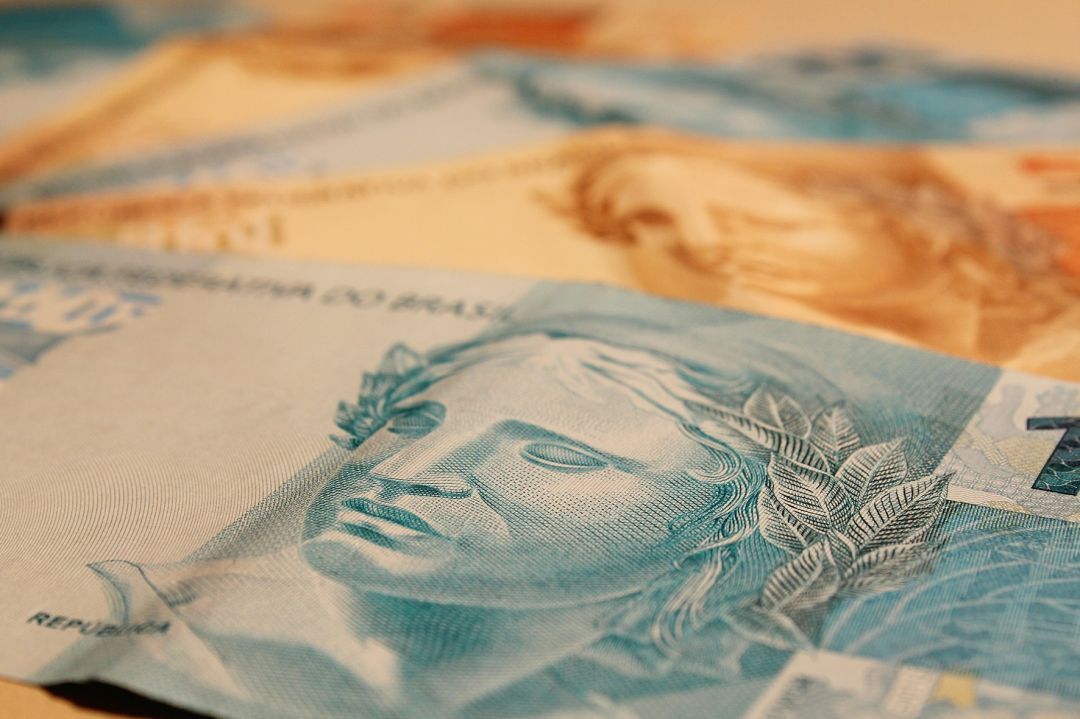 Indústria de fundos volta ao terreno positivo em maio