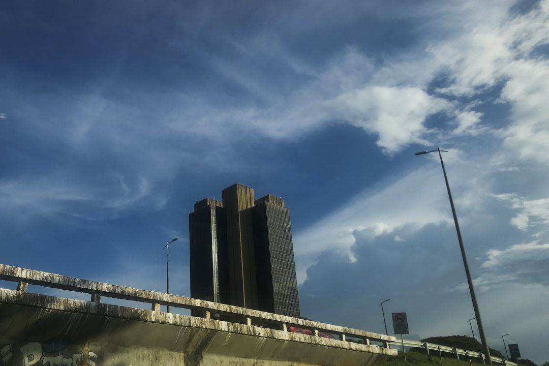Copom reduz os juros para 14,25% ao ano