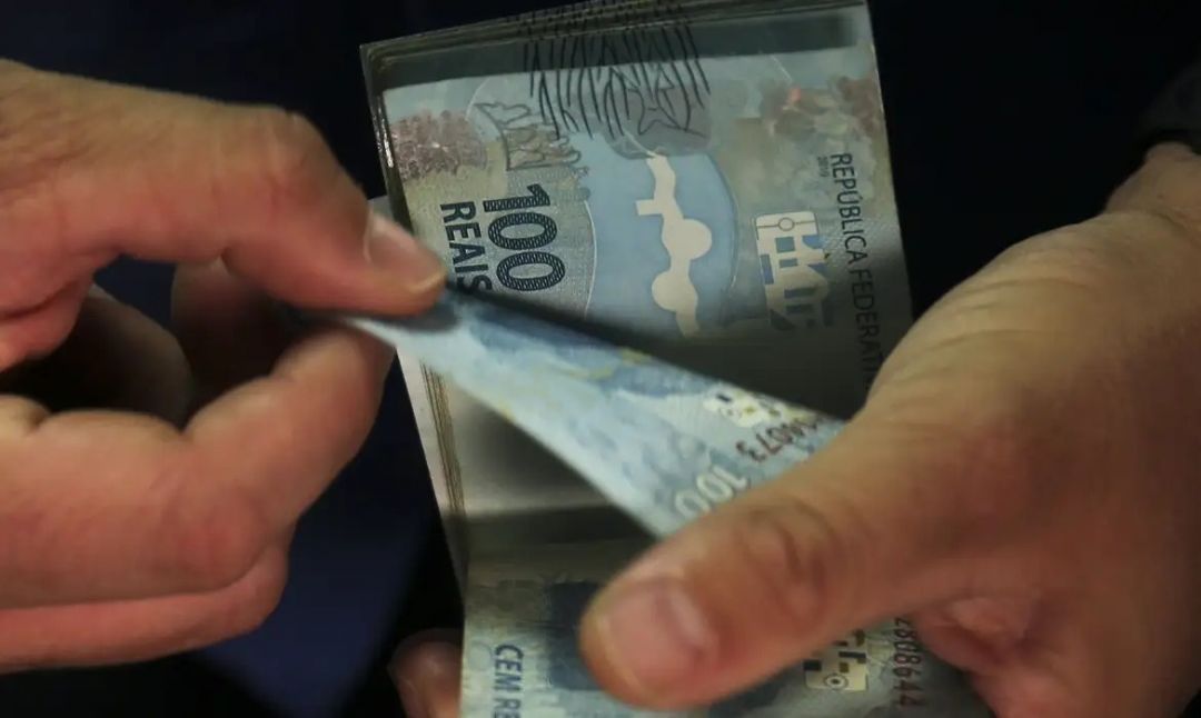 Investidores já resgataram aplicações para pagar dívidas