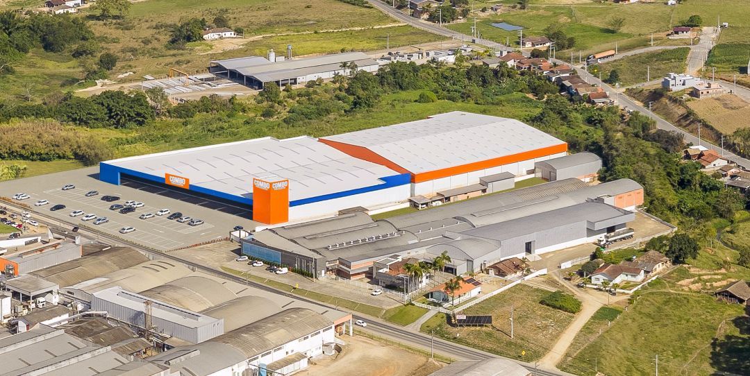 Grupo Giassi inaugura nova unidade do atacadista catarinense Combo