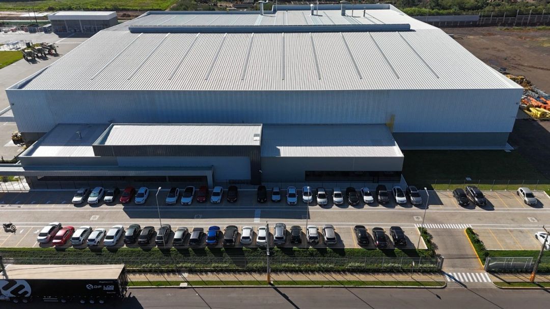 John Deere anuncia produção de componentes eletrônicos no Brasil